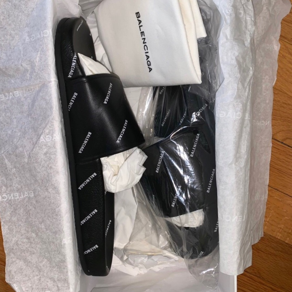 AUTHENTIC Balenciaga Slippers